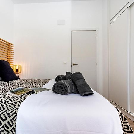 Precioso Apartamento Con Terraza En La Nogalera By Rent Me ตอร์เรโมลิโนส ภายนอก รูปภาพ