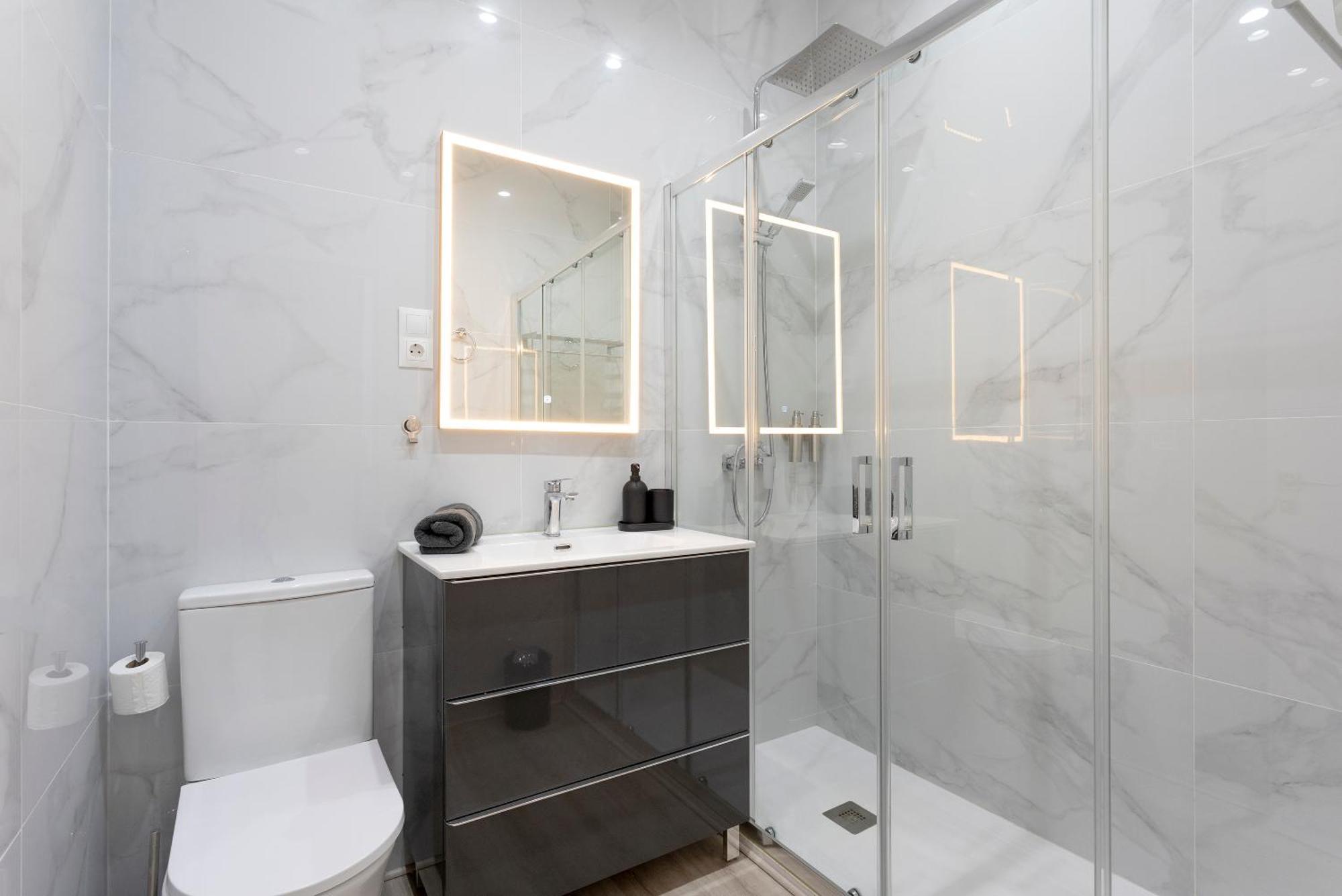 Precioso Apartamento Con Terraza En La Nogalera By Rent Me ตอร์เรโมลิโนส ภายนอก รูปภาพ