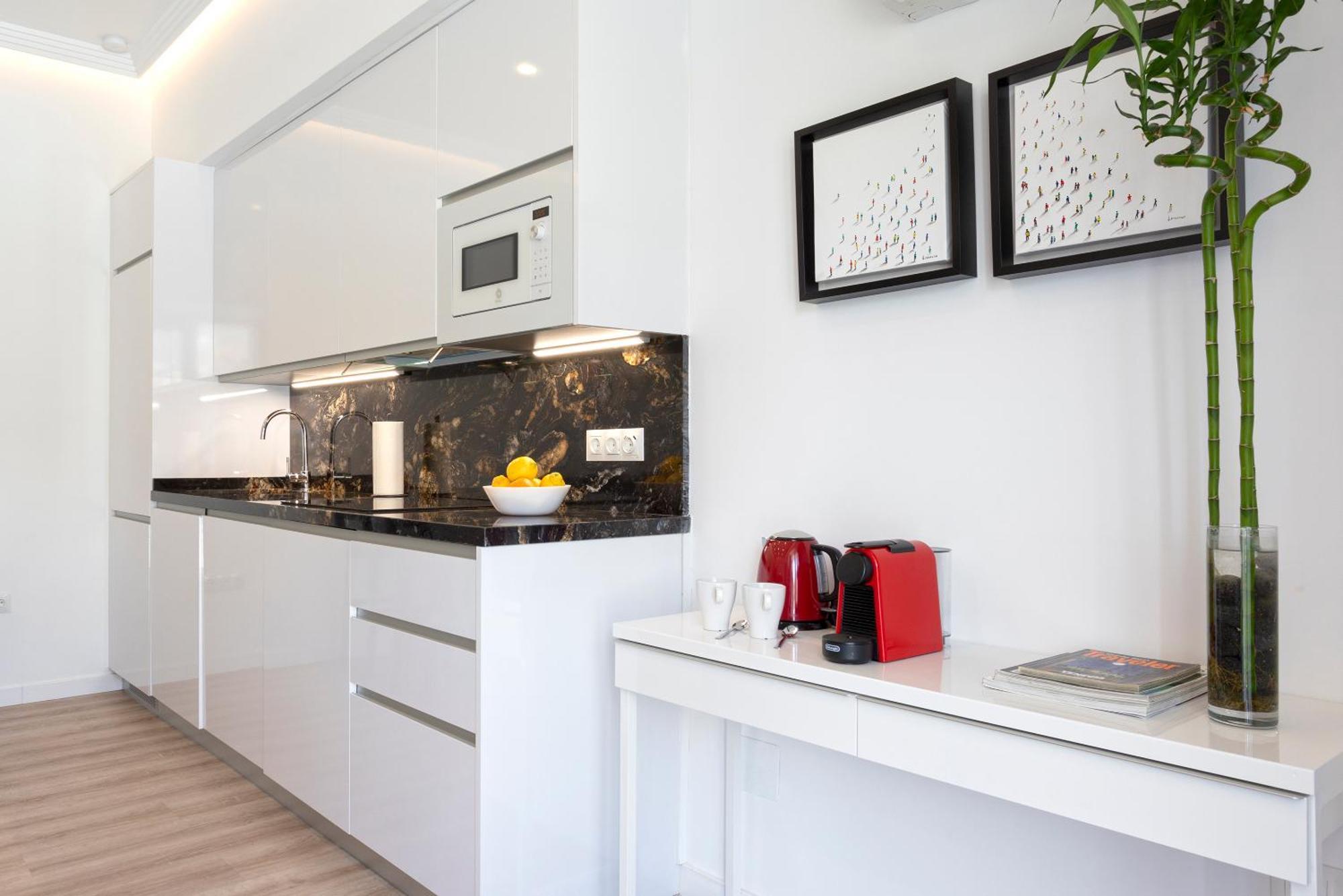 Precioso Apartamento Con Terraza En La Nogalera By Rent Me ตอร์เรโมลิโนส ภายนอก รูปภาพ
