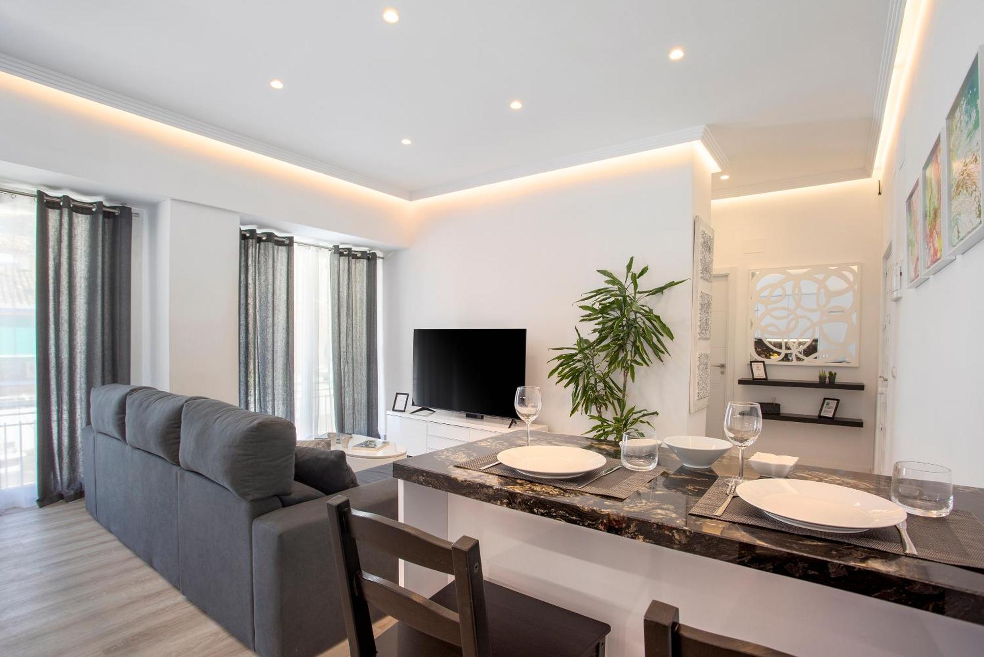 Precioso Apartamento Con Terraza En La Nogalera By Rent Me ตอร์เรโมลิโนส ภายนอก รูปภาพ